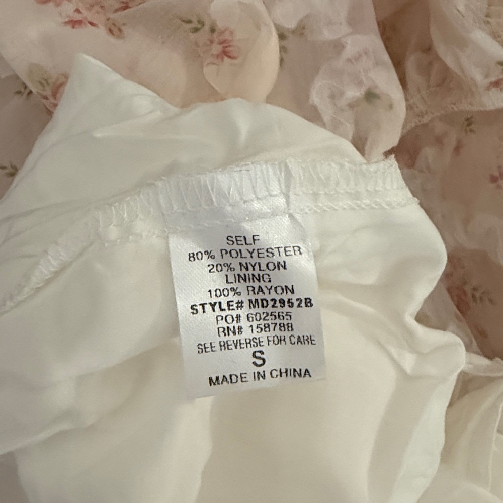 NWT! Mable Estella Puff Sleeve Floral Dress - Picture 8 of 8